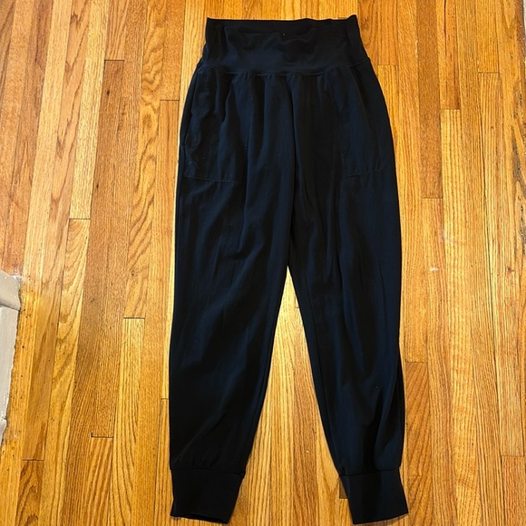 Athleta Salutation Jogger - Picture 3 of 4
